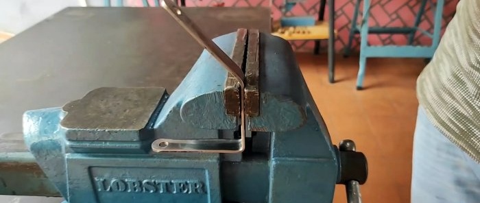 Ръчна бормашина от скоростна кутия на стара мелница