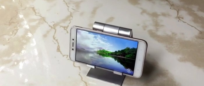 How to make an adjustable phone stand from PVC pipe