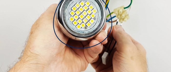 วิธีกำจัดแสงจ้าของหลอดไฟ LED ที่ปิดอยู่