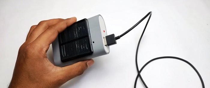 Како направити Повер банк са соларном батеријом