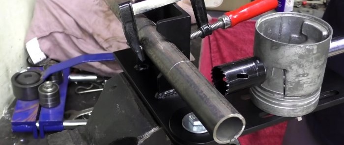 Cách tận dụng phụ tùng ô tô cũ để làm máy cắt ống hoàn hảo để nối ở mọi góc độ