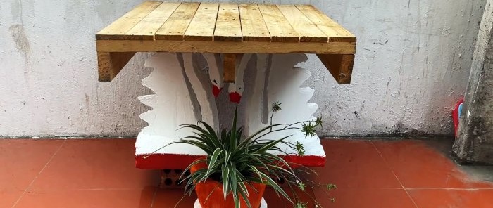 Come realizzare un tavolo da terrazza con cigni in cemento