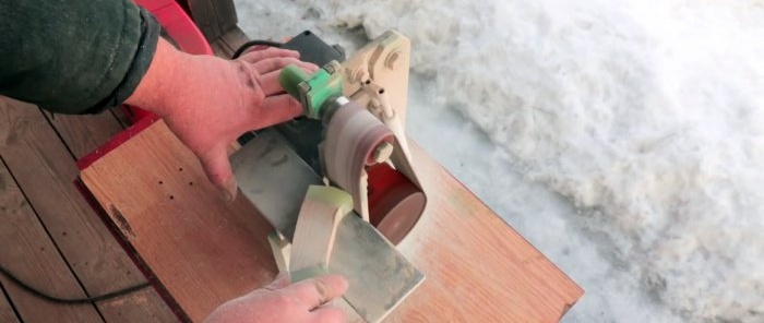 Cách làm cán dao phát sáng từ epoxy và gỗ