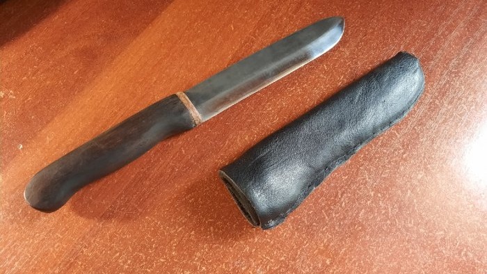 Sådan laver du en knivskede af PVC-rør og læder