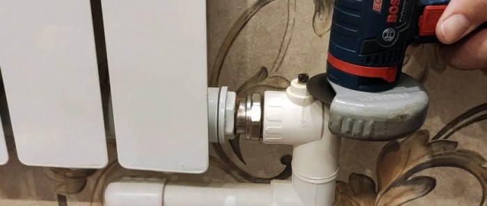 Comment colmater une fuite dans la tige PP d'un robinet de radiateur de chauffage