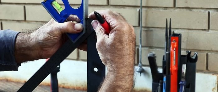 איך להכין ידית דלת בסגנון לופט מפסי פלדה ומחתיכת חיזוק