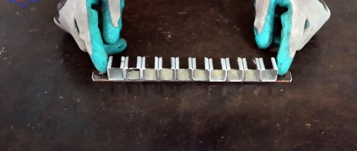 Hur man gör ett mobilt verktygsförvaringsskåp av en ståltunna