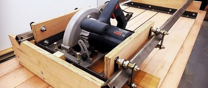 Inexpensive homemade guide with a carriage for a manual circular saw