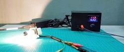 Ładowarka - mocowanie do zasilacza do laptopa