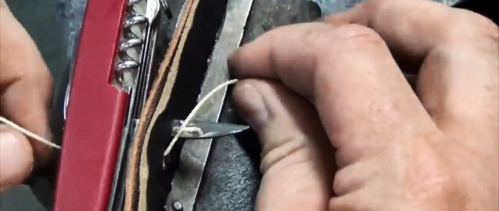 Hoe te naaien met een Zwitsers mes