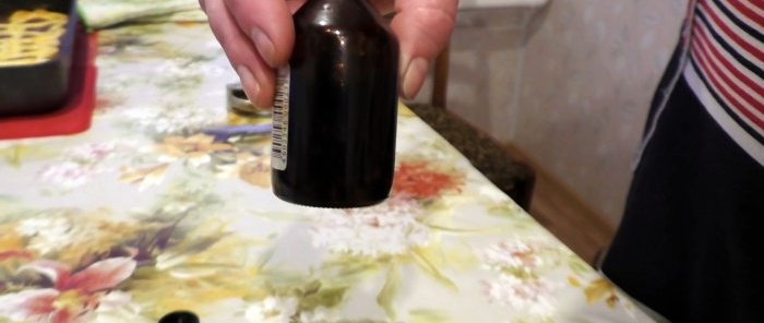 How to prepare a tincture from garlic and iodine for quick healing of wounds and bruises