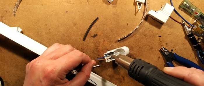 Hur man konverterar ett lysrör till LED