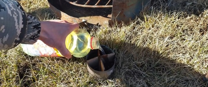 Economical long-burning stove for a greenhouse made from a barrel