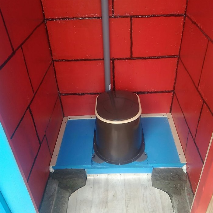Como construir um banheiro externo com blocos