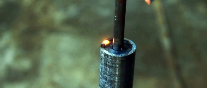 Kā izveidot koka cauruļu džigu ar pilna garuma caurumu
