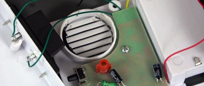 Jak vyrobit konzolu dálkového ovládání ze starého rádiového zvonku