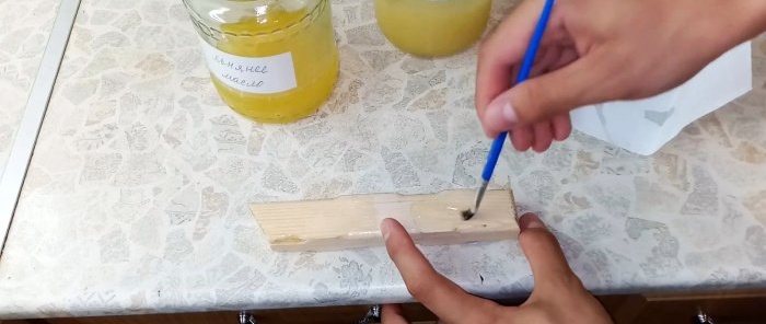 كيفية صنع زيت تشريب الخشب اللامع