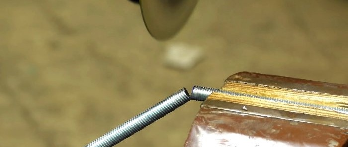 Hvordan lage en kraftig kålkvern fra en trinnkran