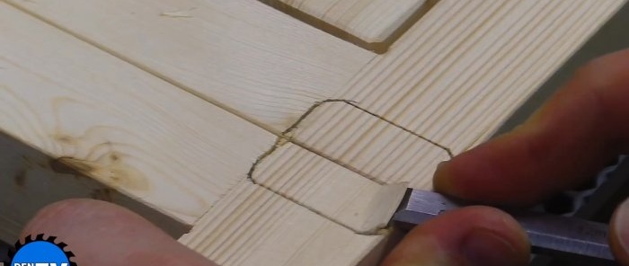 Kā no koka izgatavot saliekamo ceļojumu galdu