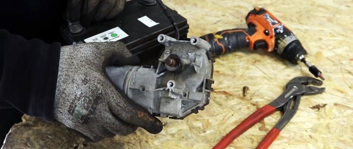 Cum să asamblați o acționare electrică pentru un cric hidraulic de la un ștergător de parbriz