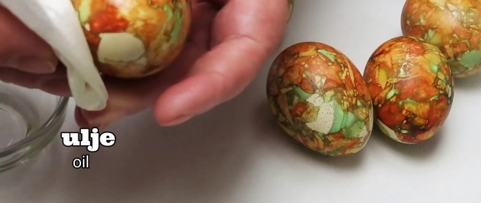 Marble dyeing egg para sa Easter step by step recipe