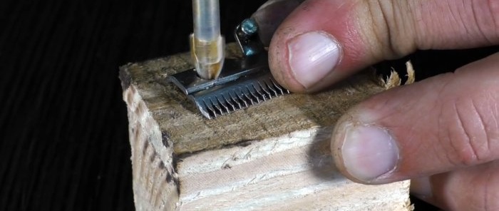 Paano gumawa ng jigsaw mula sa isang clipper