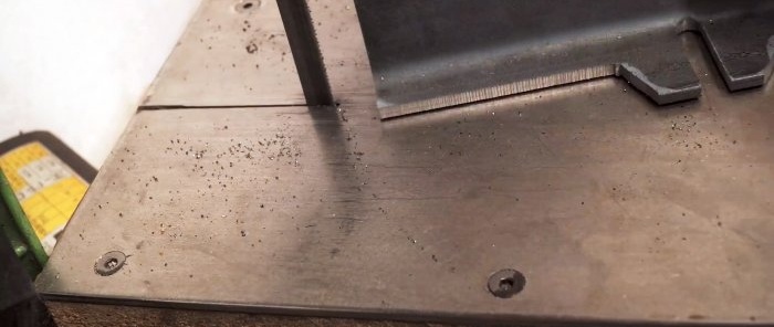 Hoe je een instant bankschroef maakt met behulp van een transformator uit een oude magnetron