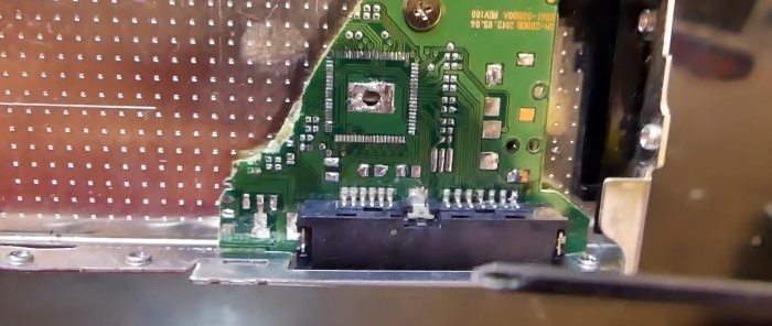 كيفية ترقية جهاز كمبيوتر محمول قديم عن طريق استبدال محرك أقراص DVD بمحرك أقراص SSD