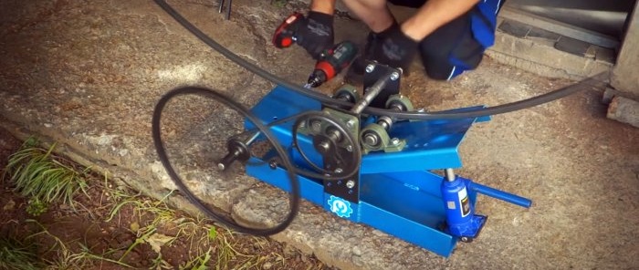 Jak vyrobit mobilní naviják zahradní hadice z ráfku kola