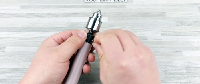 Cómo y de qué hacer un mini taladro manual con tus propias manos.