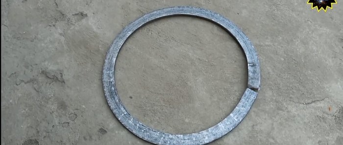 Cum să îndoiți o bandă de oțel pe margine și să faceți un inel
