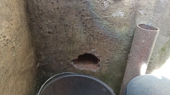 A quick and cheap way to lay a pipe under the foundation Personal experience