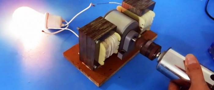 How to make a 220 V generator from transformers