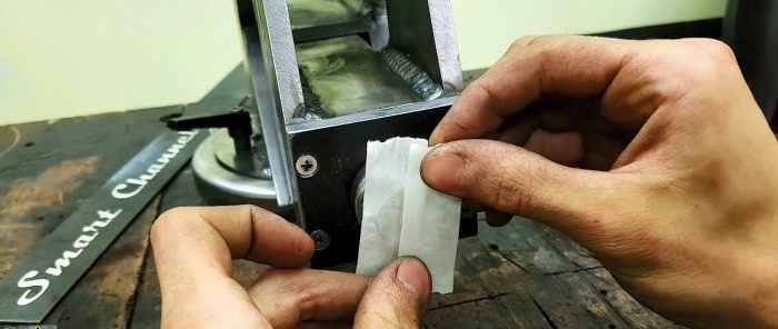Hur man gör ett sexkantshål i tjockt stål i ett garage