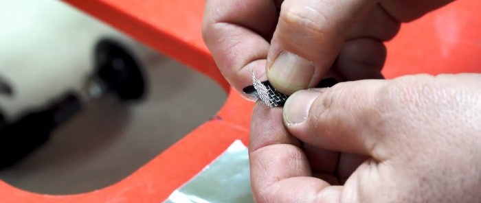 How to repair a plastic mount