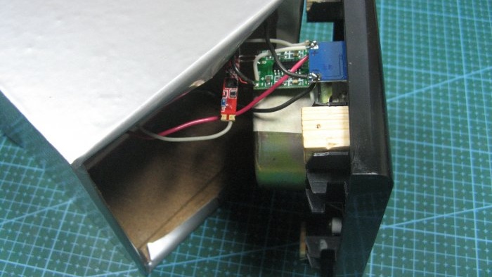 Ako vyrobiť reproduktor z bezdrôtových slúchadiel