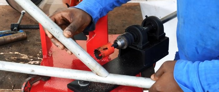 Kā izgatavot džigu cauruļu seglu griešanai jebkurā leņķī