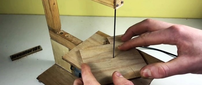 Kā no koka izgatavot 12 V mini finierzāģi