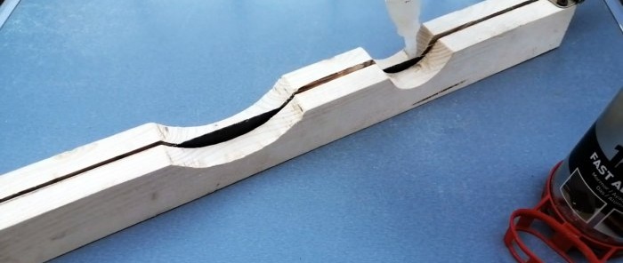 Um dispositivo caseiro simples para cortar tubos de PVC