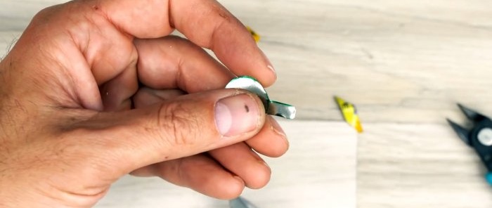 How to Unfasten a Nylon Zip Tie