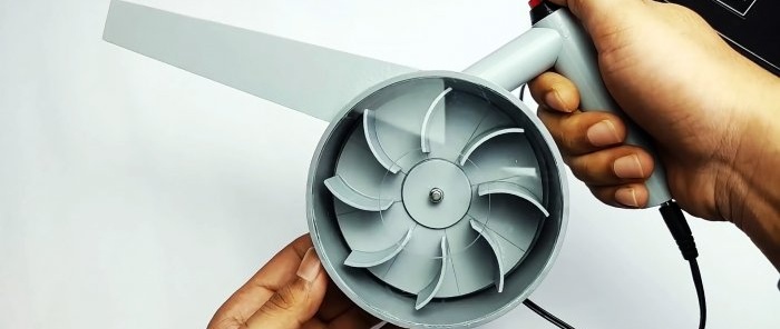 Powerful blower for DIY workplace cleaning