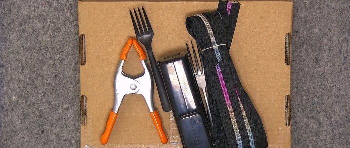 How to wind a zipper slider using a fork without any hassle