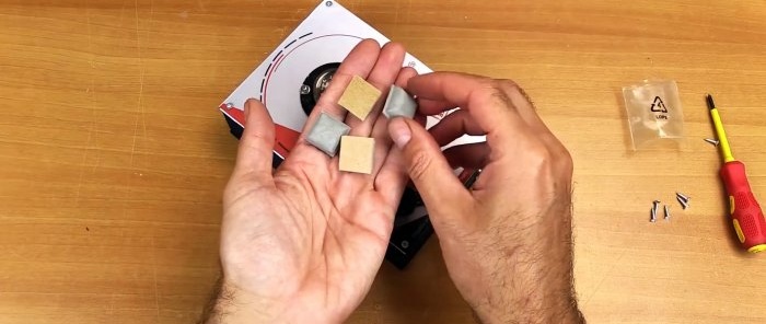 Comment fabriquer une mini machine à affûter avec contrôle de vitesse variable à partir d'un ancien disque dur