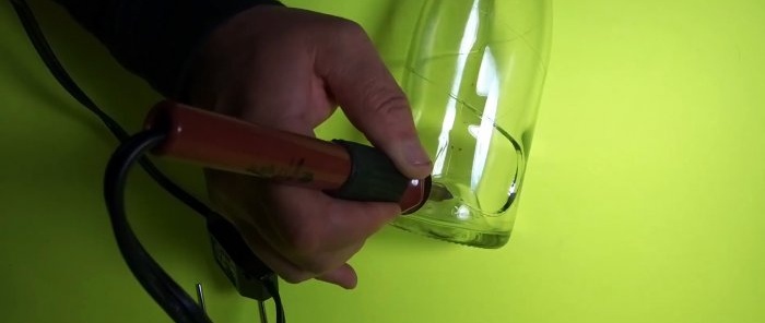 How to cut a glass bottle in a spiral
