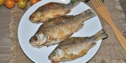 Paano simple at masarap magprito ng crucian carp