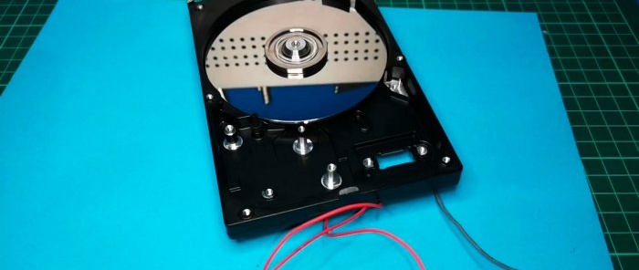 Cum să faci un driver simplu pentru un motor fără perii pe un hard disk vechi