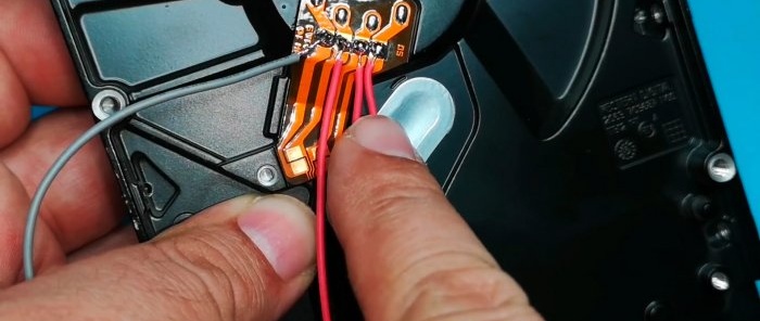 Como fazer um driver simples para um motor sem escova em um disco rígido antigo