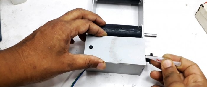 DIY mini lentes slīpmašīna