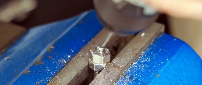 Како направити једноставну мини стезаљку
