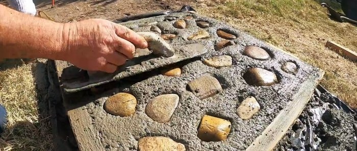 Come realizzare lastre per pavimentazione in cemento per il giardino con l'aspetto di pietre per pavimentazione